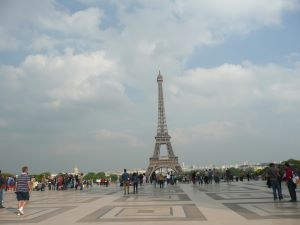 Image of people at the Eiffel Tower.