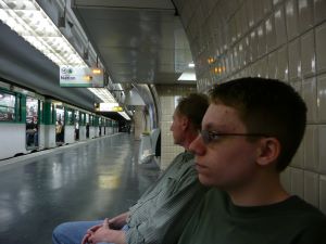 Image of the Metro Line 6.
